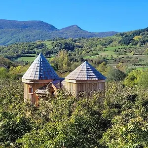 Roulottes Au Pied Du Vercors Maison d'hôtes